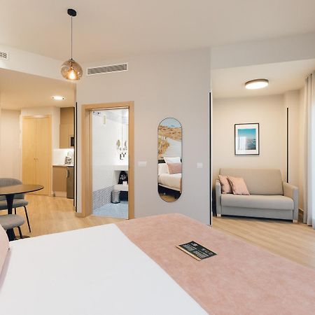 Palau Suites & Apartments Valencia Bagian luar foto